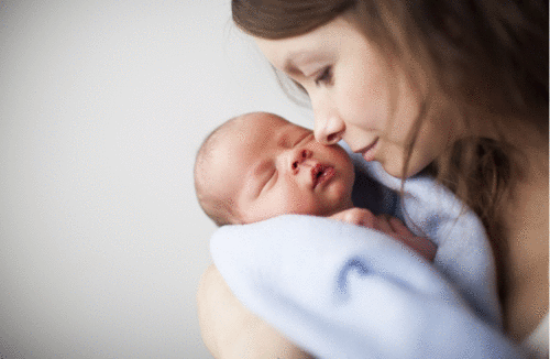 As primeiras semanas do bebê: Como agir?